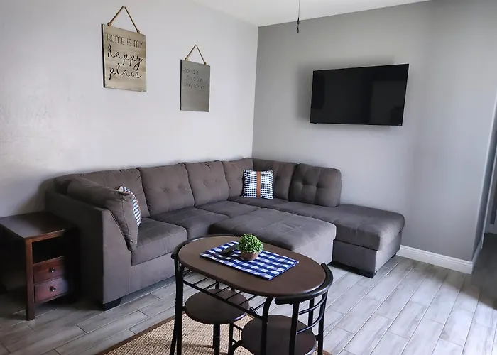 Modern In The Groves * Mesa